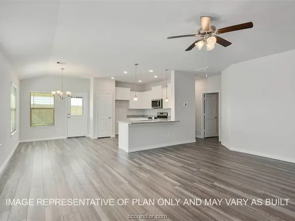 2175 Chief St, Bryan, TX 77807