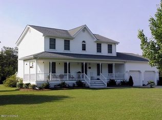 185 Scott Dr, Beaufort, NC 28516