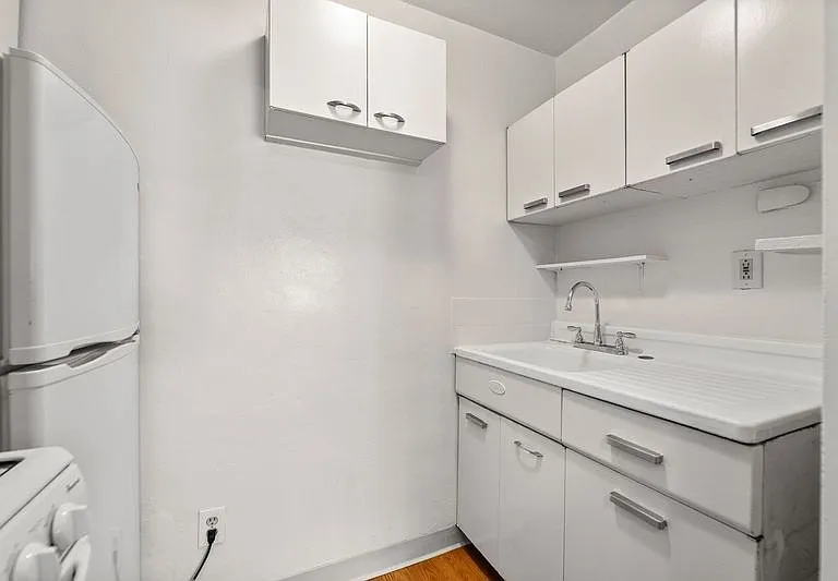 5552 Covode St #6 — Photo 8