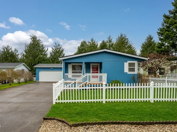 370 SE Anchor Ave, Depoe Bay, OR 97341