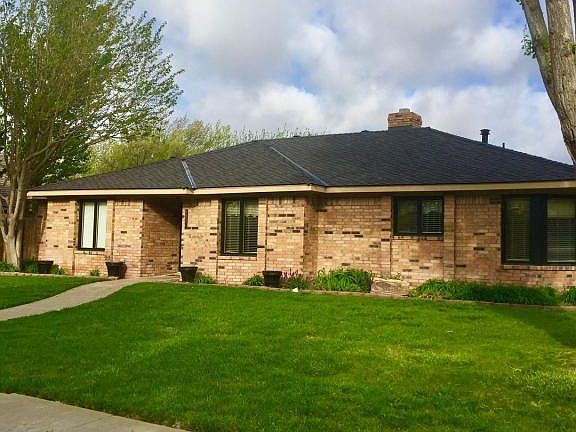 3rd image of 6902 Birkshire Dr