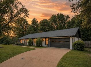 191 Cambridge Dr, Starkville, MS 39759