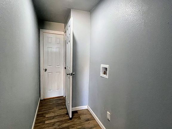 4th image of 4207 Walnut St