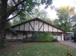 6616 Harris Ave, Raytown, MO 64133