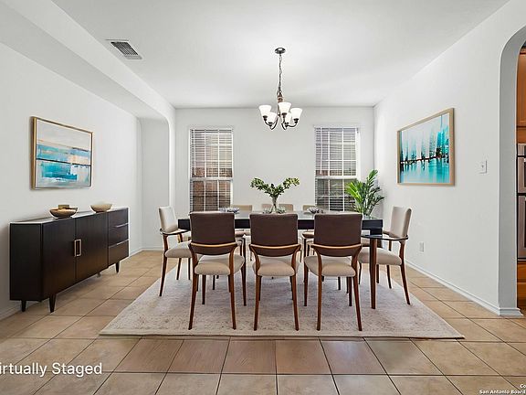 4th image of 20322 Oak Panache