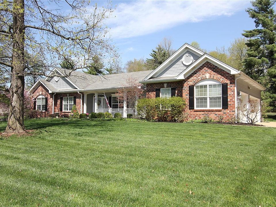 1st image of 33 Auburndale Dr
