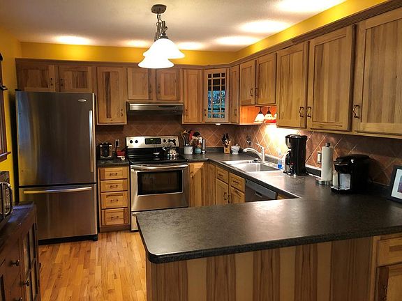 2nd image of 710 Jamescrest Dr