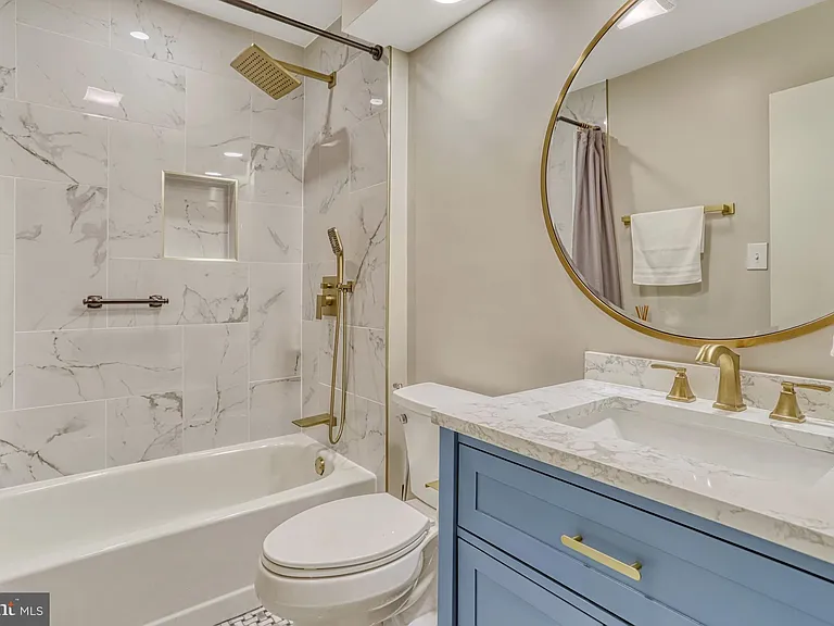 7598 N Lakeside Village Dr — Photo 18