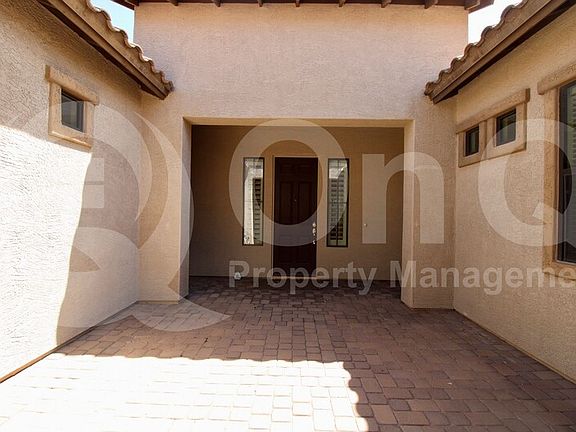4th image of 2951 E Red Oak Ct