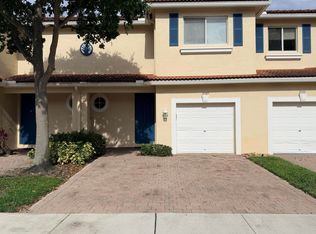 2789 S Evergreen Cir, Boynton Beach, FL 33426