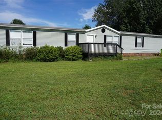 3588 Cameo Ln, Lenoir, NC 28645