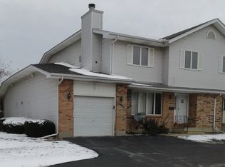 1520 Pioneer Rd UNIT H, Crest Hill, IL 60403