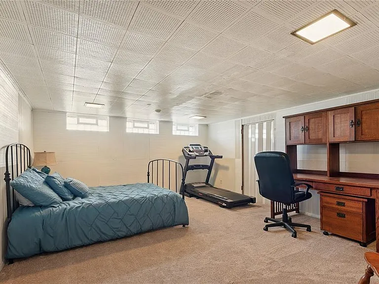 23400 E Silsby Rd — Photo 16