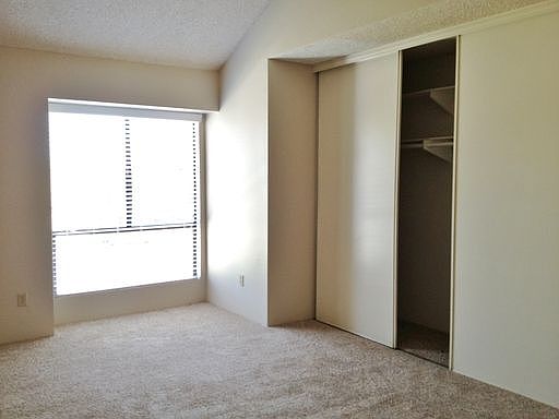 4th image of 9289 Village Glen Dr Unit 121