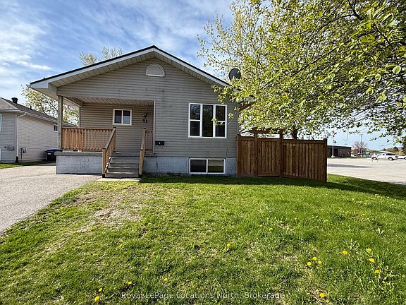 2nd image of 51 Raglan St