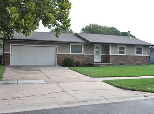 6520 E Perryton St, Wichita, KS 67226