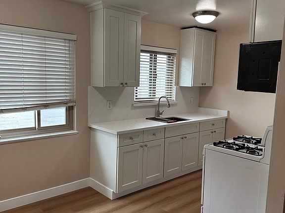 5th image of 2132 Randolph Dr APT 5