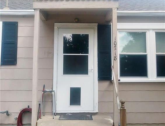 3rd image of 10718 E 19th Ter S