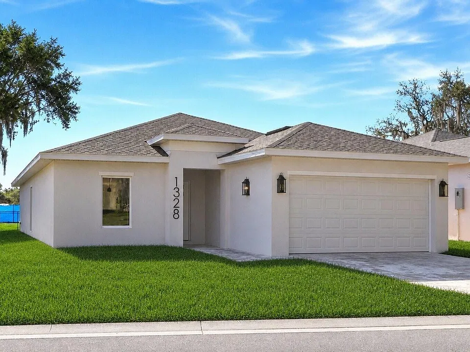 1328 Marshall Dr