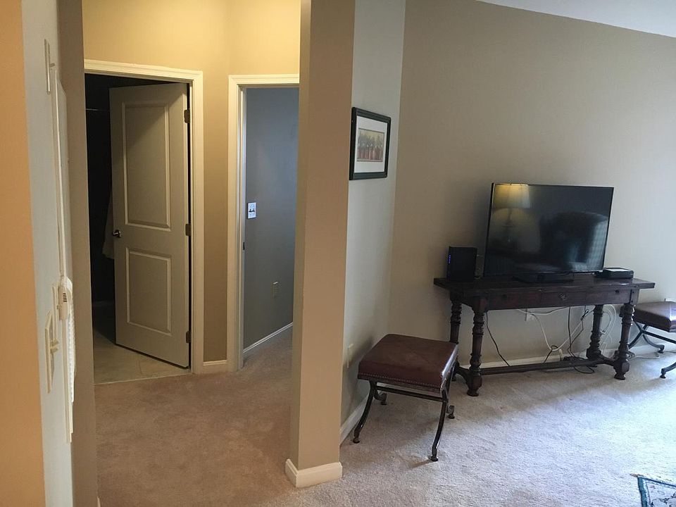 1st image of 2655 Prosperity Ave APT 111