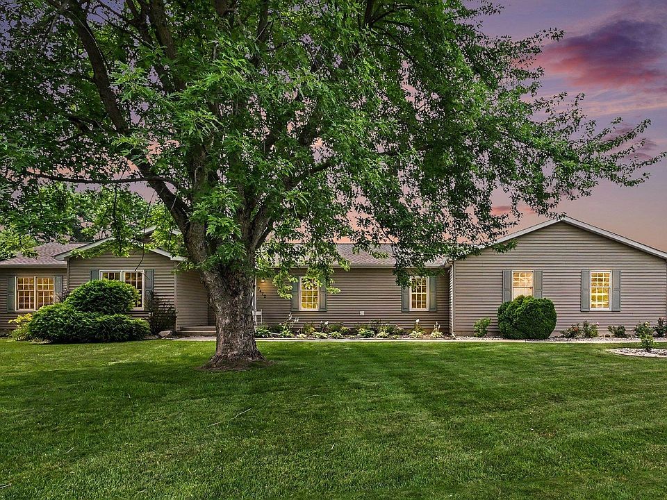 1st image of 7472 Savanna Ln