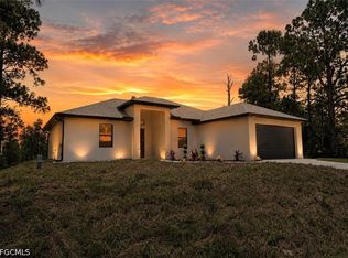 605 E 14th St, Lehigh Acres, FL 33972