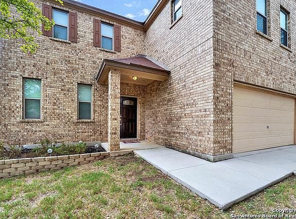 2nd image of 10913 Almond Crest Dr