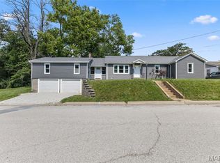 314 N Church St, Waterloo, IL 62298