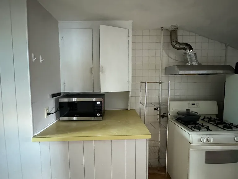 91 Lyon St #3 — Photo 2