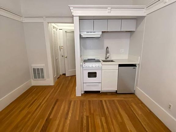 5th image of 542 Mason St APT 61