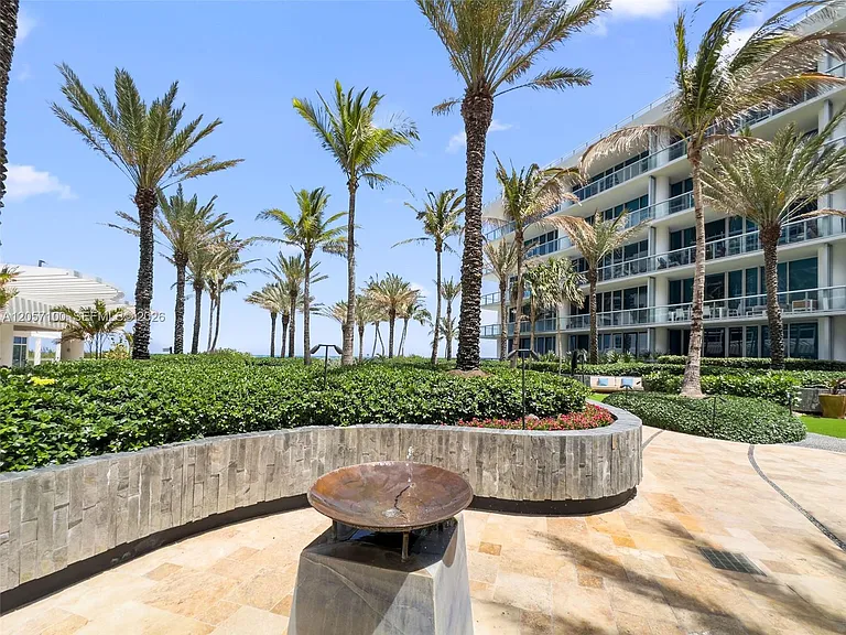 6799 Collins Ave #1103 — Photo 41