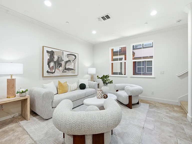 1321 Lee Pl — Photo 8