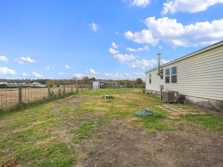 3370 Gun And Rod Club Rd — Photo 15