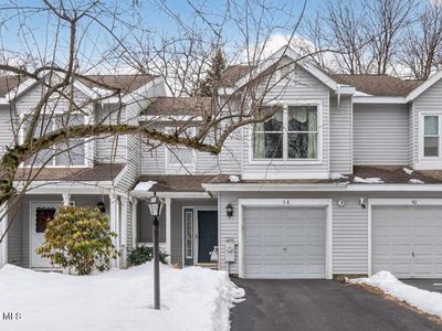 38 Stoney Creek Drive, Clifton Park, NY, 12065