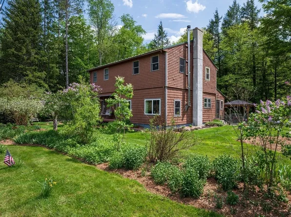 425 Dingle Rd, Worthington, MA 01098