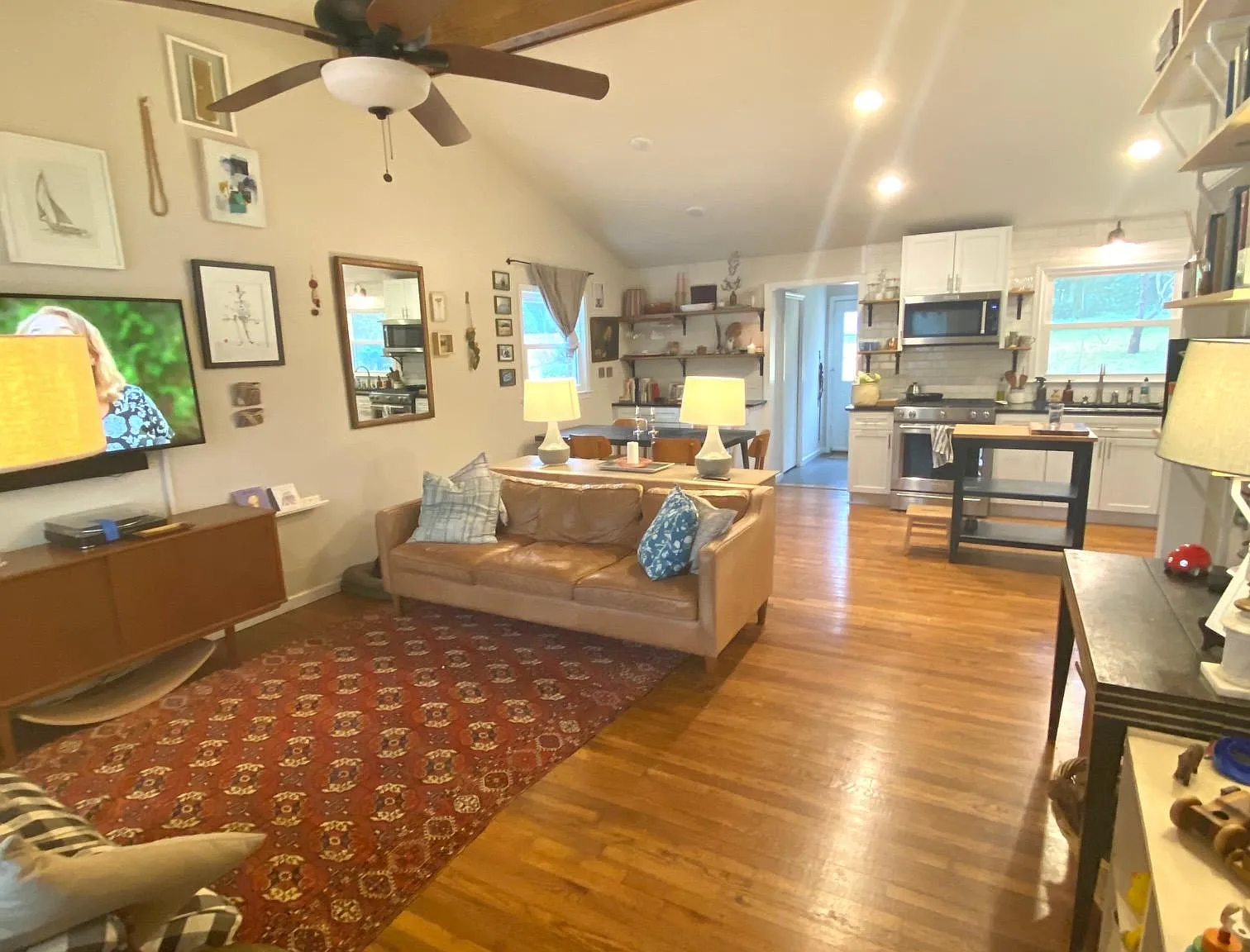 230 Pineneedle Rd — Photo 3