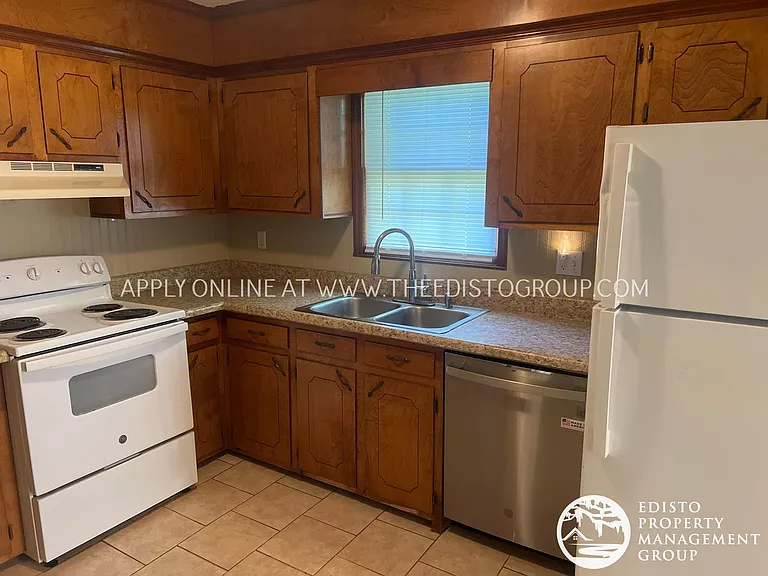 642 Medway Dr — Photo 5