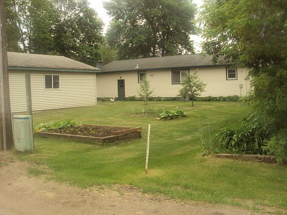 4th image of 113 Peterson Ave
