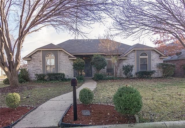 1st image of 910 Valleygreen Dr