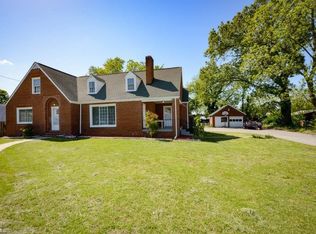 2340 W English Rd, High Point, NC 27262