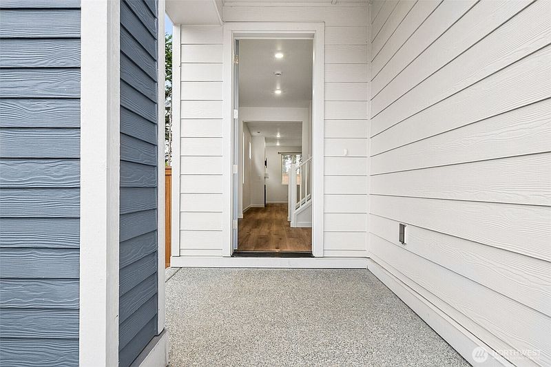 2nd image of 17914 SE 265th Street