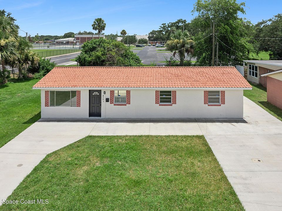 1st image of 875 Loomis Ave