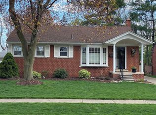 15241 Pennsylvania Ave, Allen Park, MI