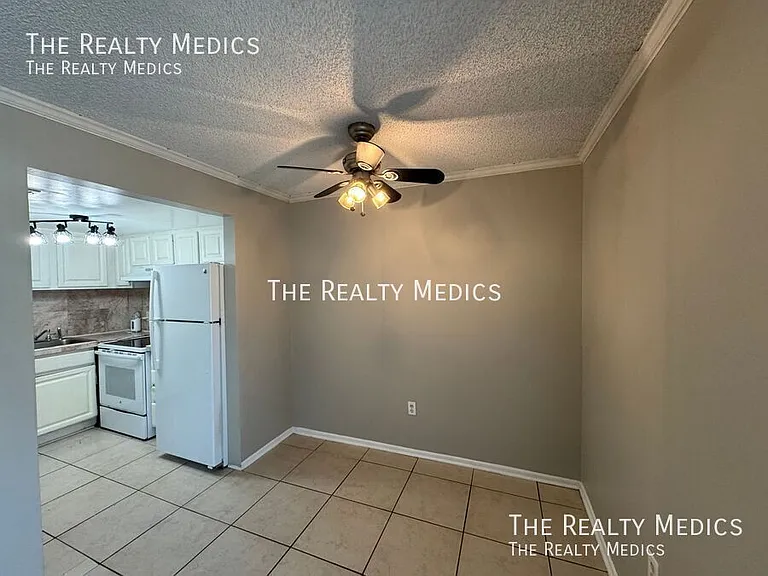 2543 N Alafaya Trl #83 — Photo 3