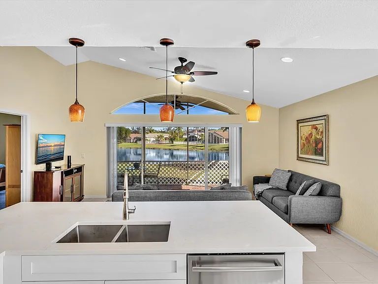 4194 Bluff Harbor Way — Photo 17