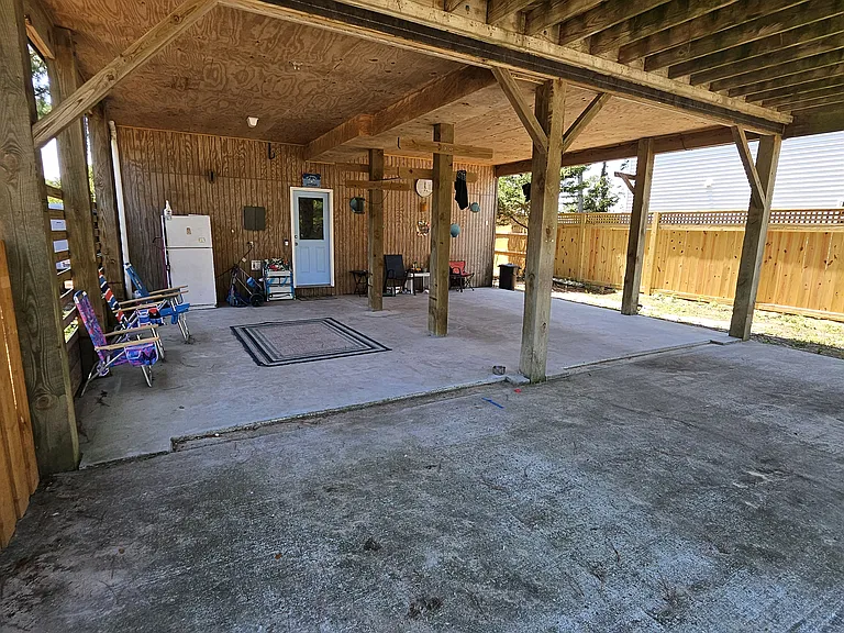 701 Teakwood Ln — Photo 6