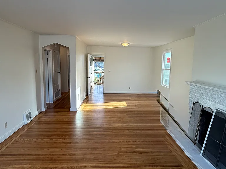 4441 Balboa St #4 — Photo 7