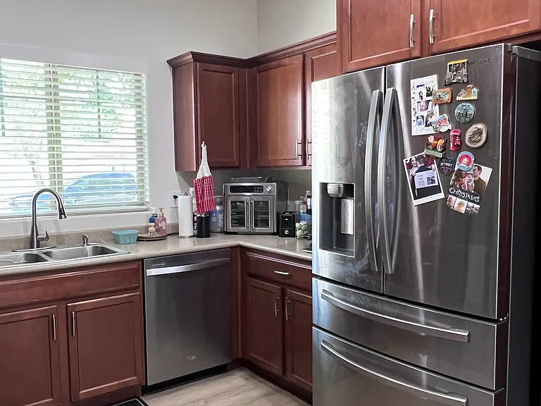 2170 W Scully Dr — Photo 3