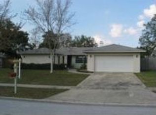 8515 Village Green Rd, Orlando, FL 32818