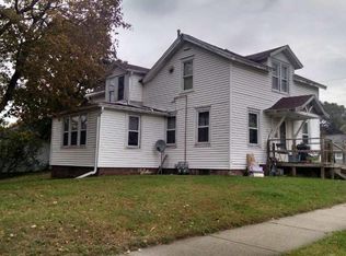 322 E Monroe St, Tomah, WI 54660